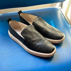 Franco Sarto Black Leather Flats/Loafers